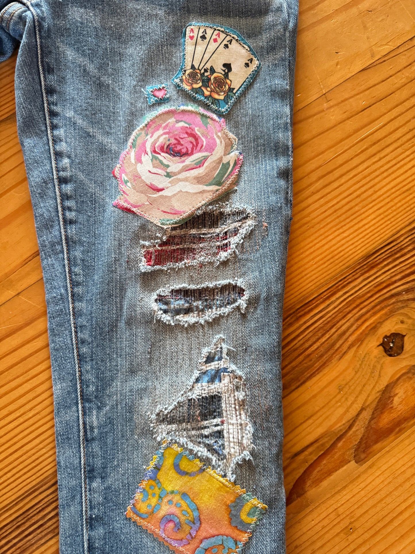 Patched & Pearl-Trimmed Denim Jeans – Size 8