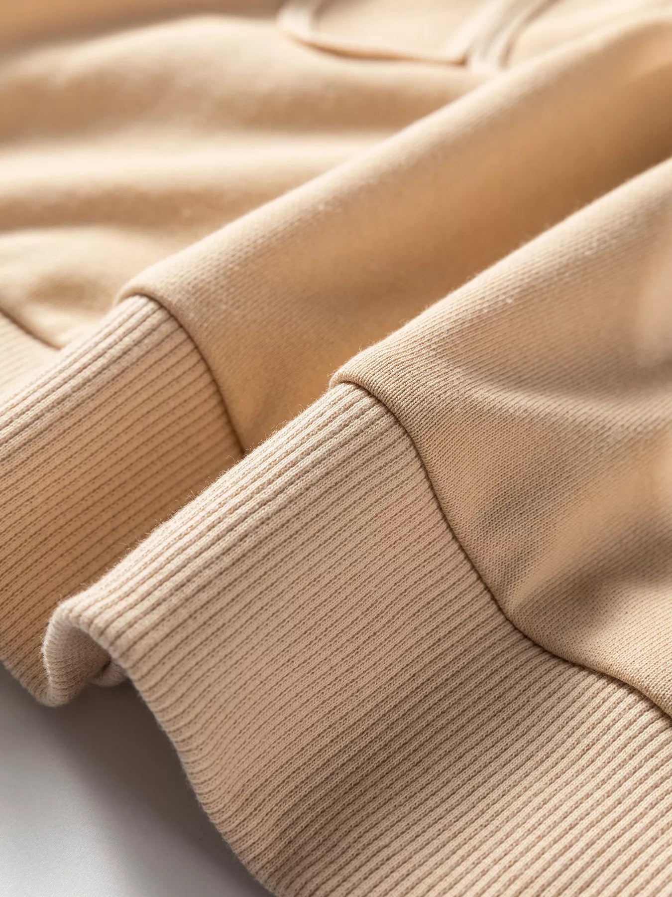 25242f24390046a58c63fdbc27fcc429-Max-Origin